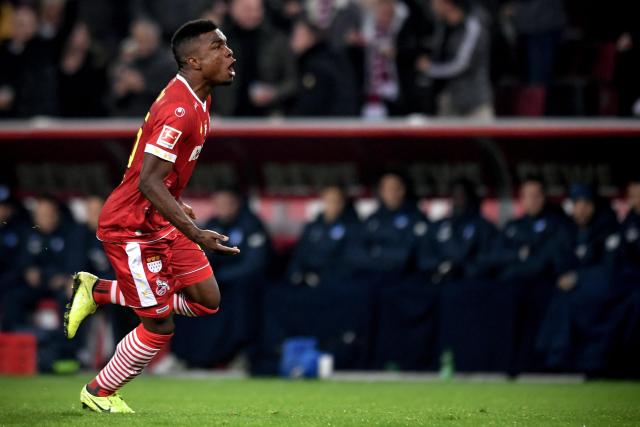 “快乐操场”3.0奥运冠军进校园活动在川收官