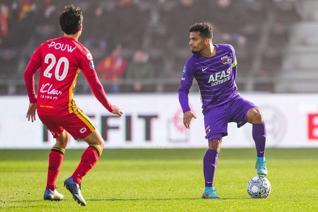 佩尼亚单场7次出击成功 五大联赛历史排名第二多