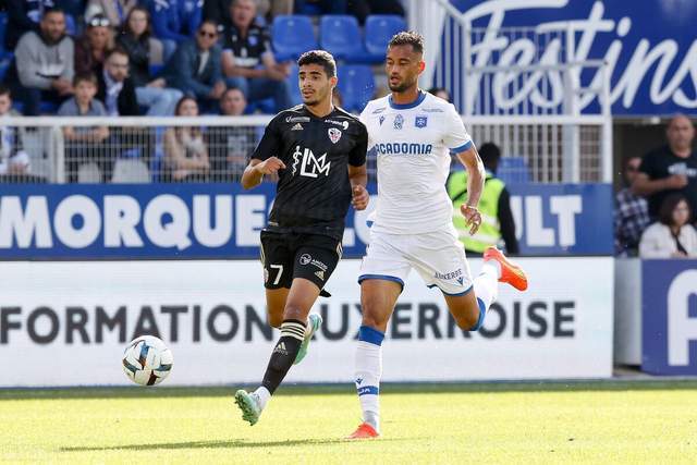 徐杰17分广东逆转青岛 王哲林20+10上海胜广州