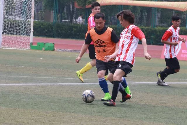 米切尔33分骑士大胜太阳 老鹰负尼克斯止3连胜