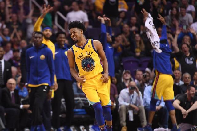 🏀赫夫失绝杀罚球 小卡28+8关键投篮助快船24分逆转步行者